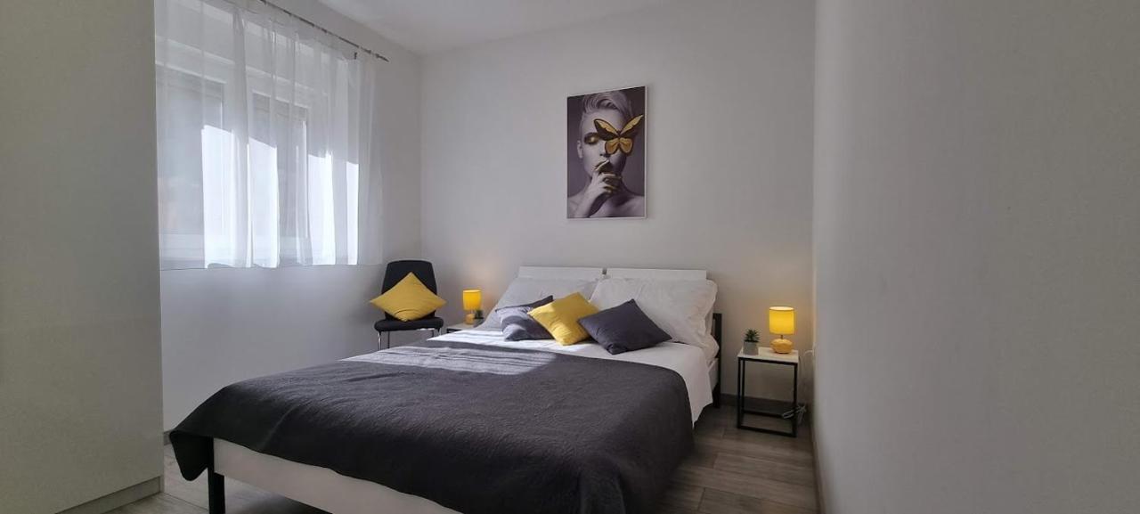Apartman Avila Marina Kültér fotó